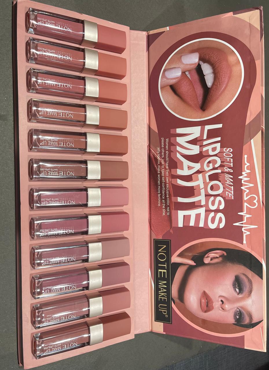 Velvet Matte Lipgloss – Long-Lasting, Smooth Finish