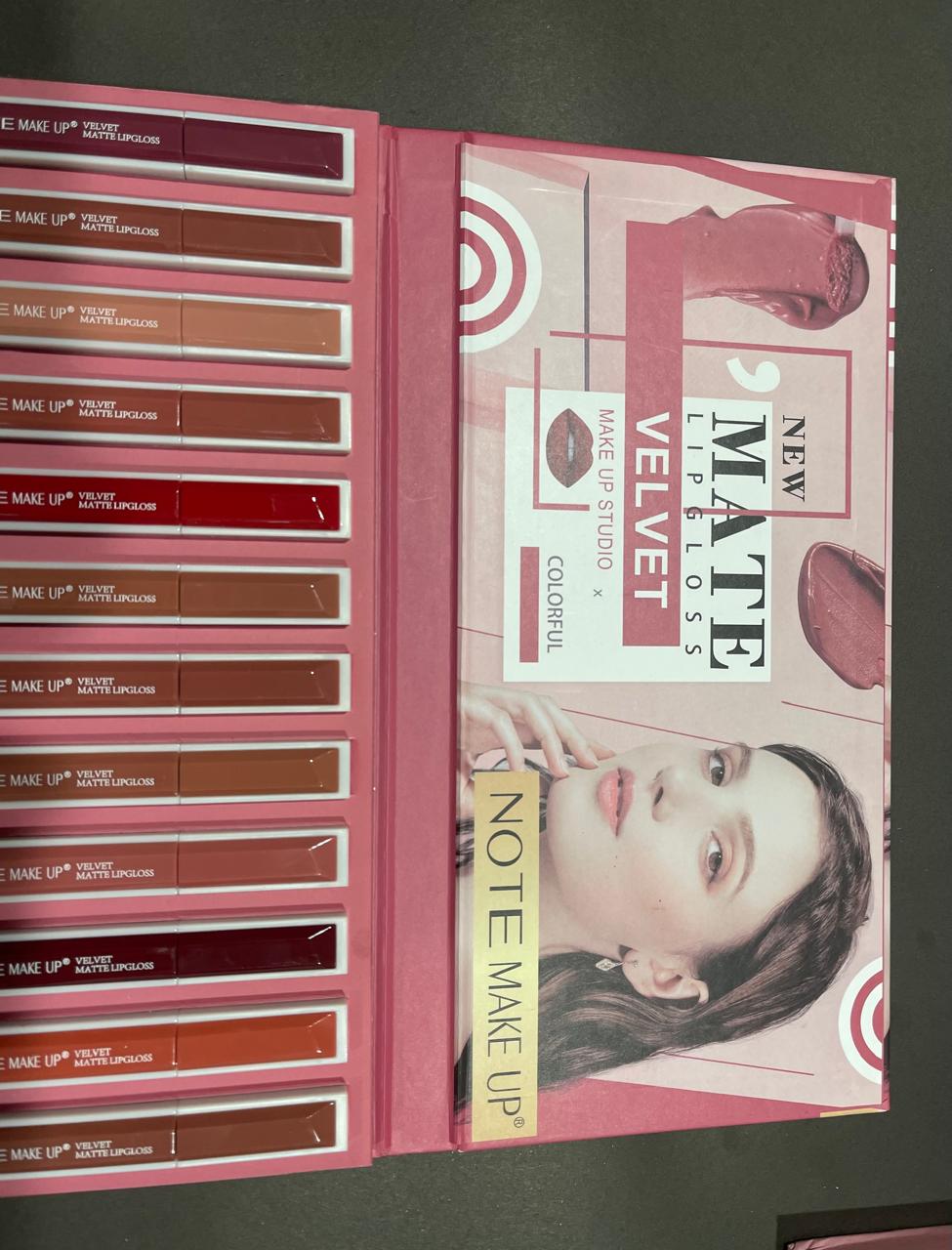 Velvet Matte Lipgloss – Long-Lasting, Smooth Finish